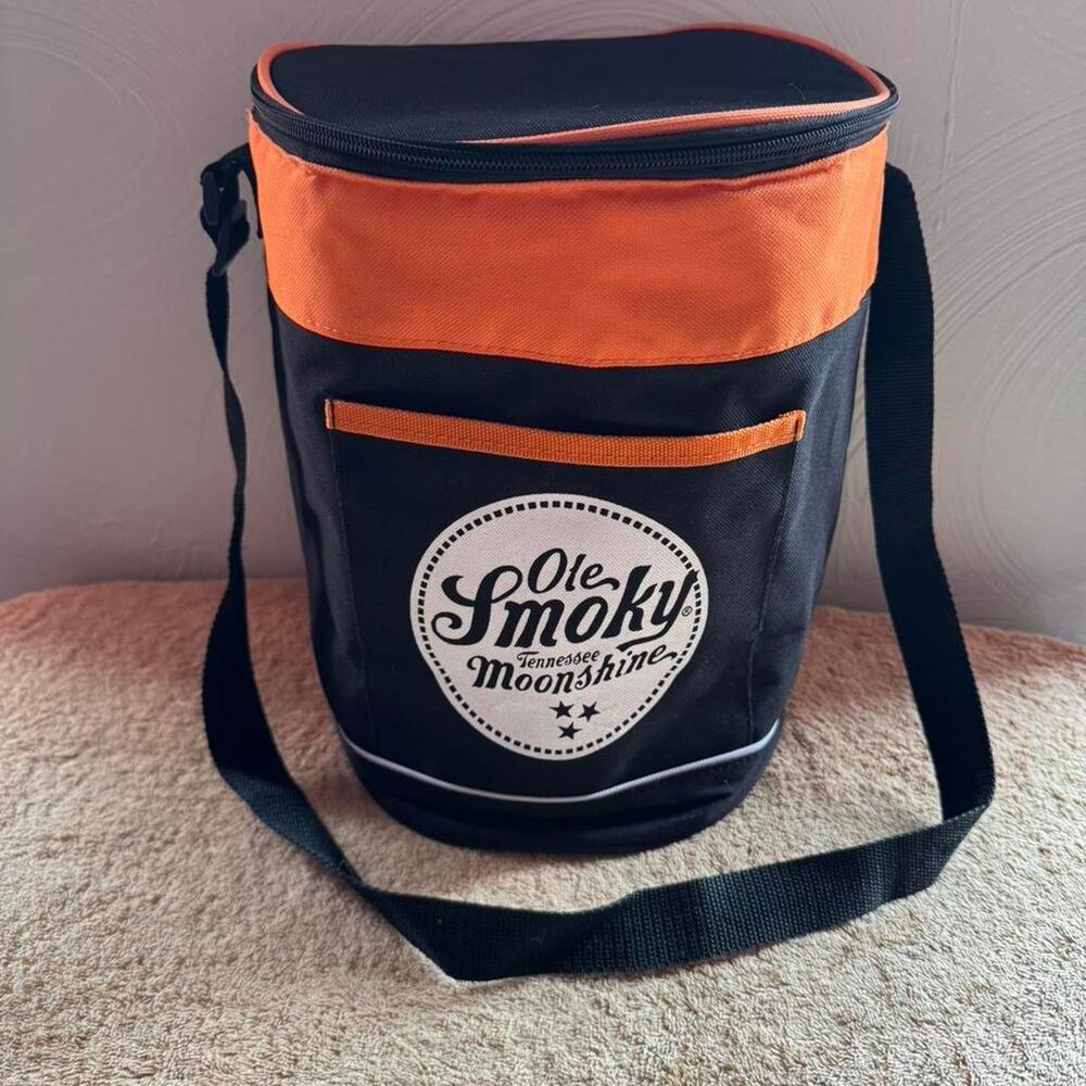 Ole Smokey Tennessee Moonshine Round Soft Cooler Bag w/ small pocket on front